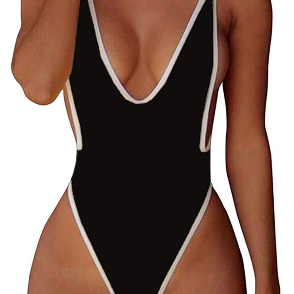 Bathing suit